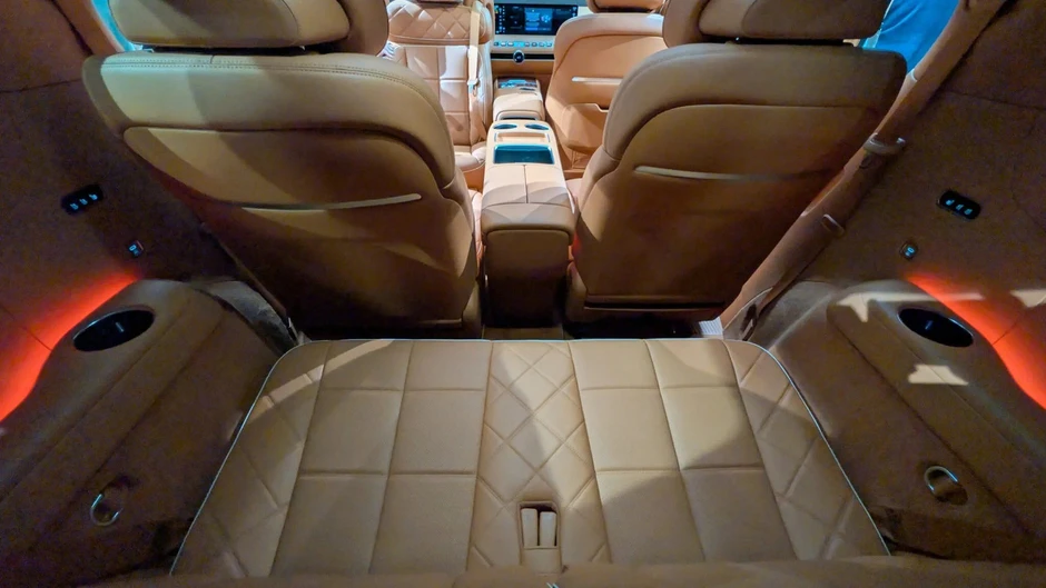 Cận cảnh SUV hạng sang lớn nhất của Hyundai, cạnh tranh BMW X7 Cận cảnh SUV hạng sang lớn nhất của Hyundai, cạnh tranh BMW X7