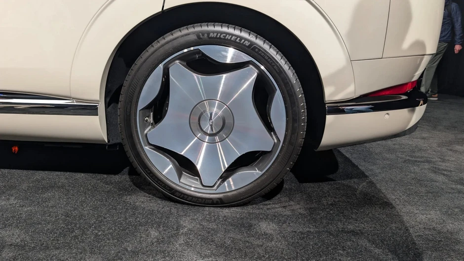 Cận cảnh SUV hạng sang lớn nhất của Hyundai, cạnh tranh BMW X7 Cận cảnh SUV hạng sang lớn nhất của Hyundai, cạnh tranh BMW X7