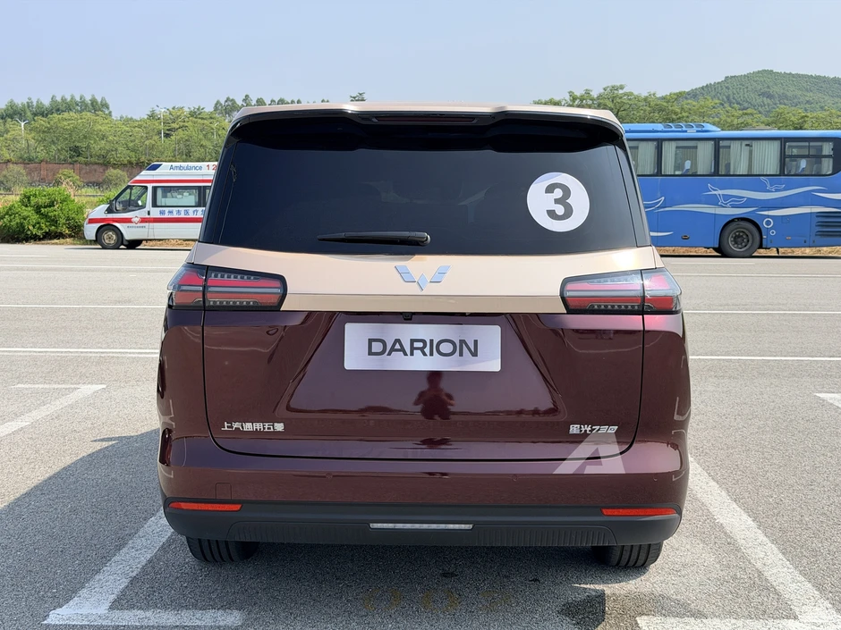 Cận cảnh Wuling Darion vào Việt Nam ngay cuối năm nay: Giá dự kiến từ hơn 700 triệu, chạy tới 500km/sạc, cửa lùa như Carnival Cận cảnh Wuling Darion vào Việt Nam ngay cuối năm nay: Giá dự kiến từ hơn 700 triệu, chạy tới 500km/sạc, cửa lùa như Carnival