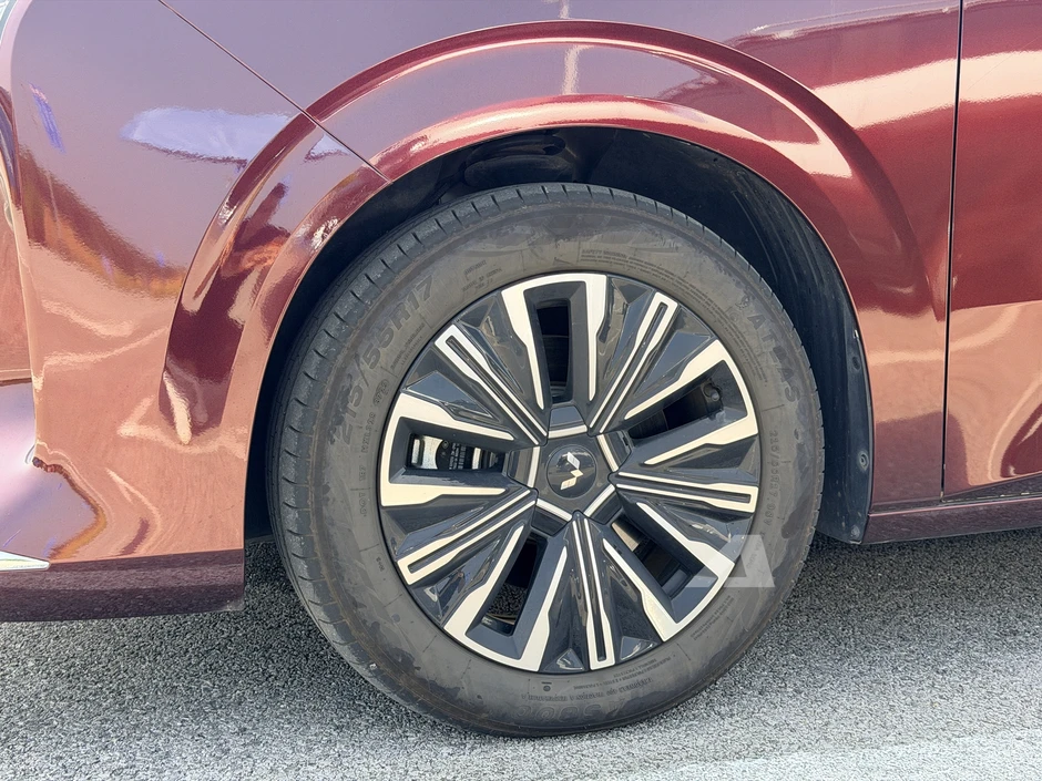 Cận cảnh Wuling Darion vào Việt Nam ngay cuối năm nay: Giá dự kiến từ hơn 700 triệu, chạy tới 500km/sạc, cửa lùa như Carnival Cận cảnh Wuling Darion vào Việt Nam ngay cuối năm nay: Giá dự kiến từ hơn 700 triệu, chạy tới 500km/sạc, cửa lùa như Carnival