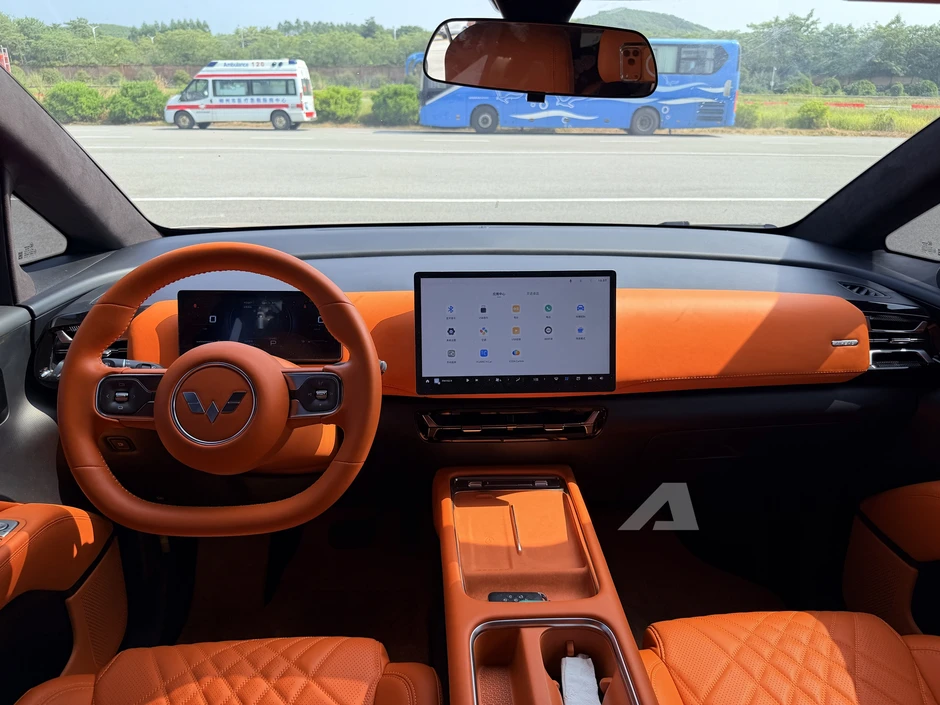 Cận cảnh Wuling Darion vào Việt Nam ngay cuối năm nay: Giá dự kiến từ hơn 700 triệu, chạy tới 500km/sạc, cửa lùa như Carnival Cận cảnh Wuling Darion vào Việt Nam ngay cuối năm nay: Giá dự kiến từ hơn 700 triệu, chạy tới 500km/sạc, cửa lùa như Carnival