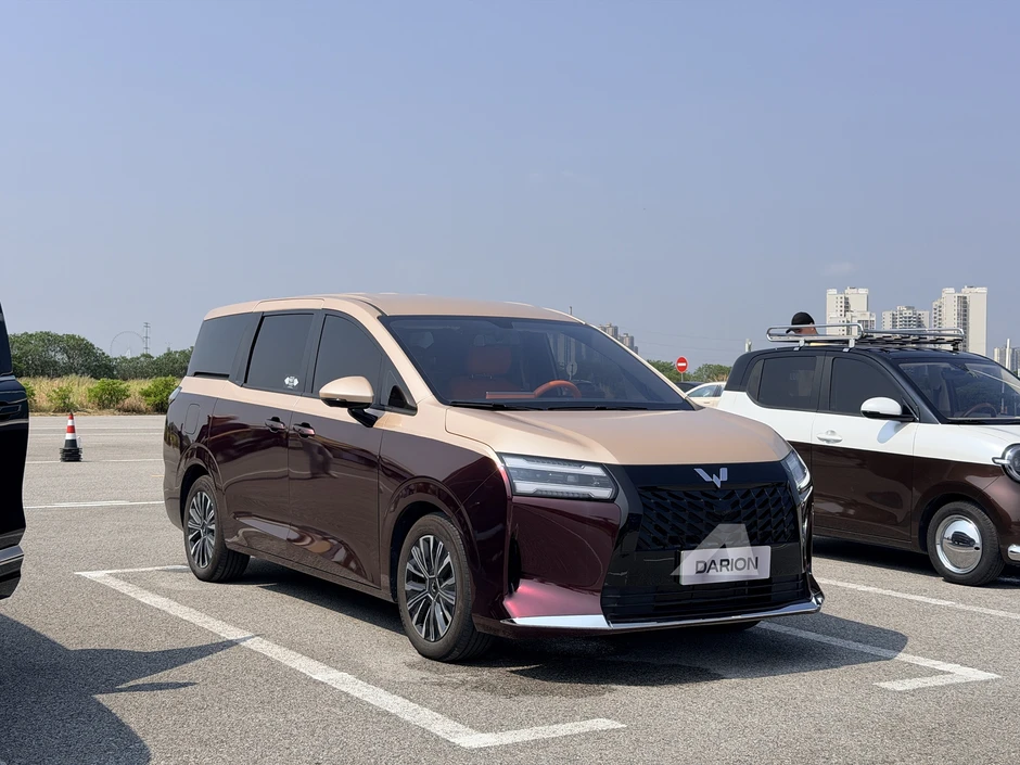 Cận cảnh Wuling Darion vào Việt Nam ngay cuối năm nay: Giá dự kiến từ hơn 700 triệu, chạy tới 500km/sạc, cửa lùa như Carnival Cận cảnh Wuling Darion vào Việt Nam ngay cuối năm nay: Giá dự kiến từ hơn 700 triệu, chạy tới 500km/sạc, cửa lùa như Carnival