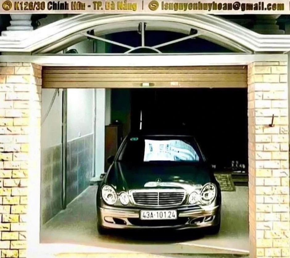 Chỉ sau 24h báo công an, Mercedes-Benz E 200 bị trộm ở Đà Nẵng được tìm thấy Chỉ sau 24h báo công an, Mercedes-Benz E 200 bị trộm ở Đà Nẵng được tìm thấy