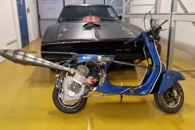 Chiếc Vespa mạnh nhất thế giới: Động cơ 407cc, hơn 100 mã lực, chạy gần 200km/h Chiếc Vespa mạnh nhất thế giới: Động cơ 407cc, hơn 100 mã lực, chạy gần 200km/h