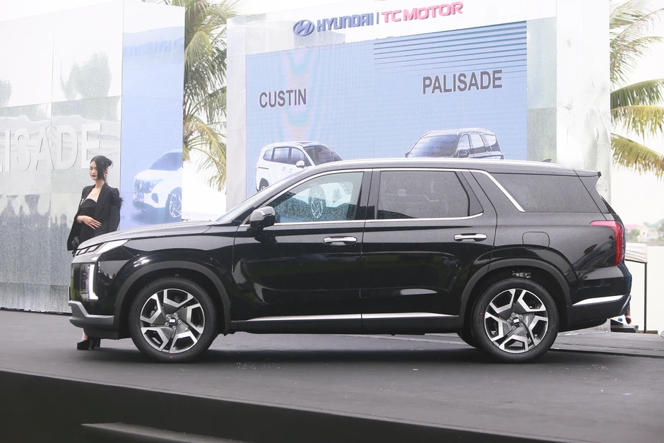 Chọn Hyundai Palisade hay Hyundai Santa Fe với 1,4 tỷ đồng Chọn Hyundai Palisade hay Hyundai Santa Fe với 1,4 tỷ đồng