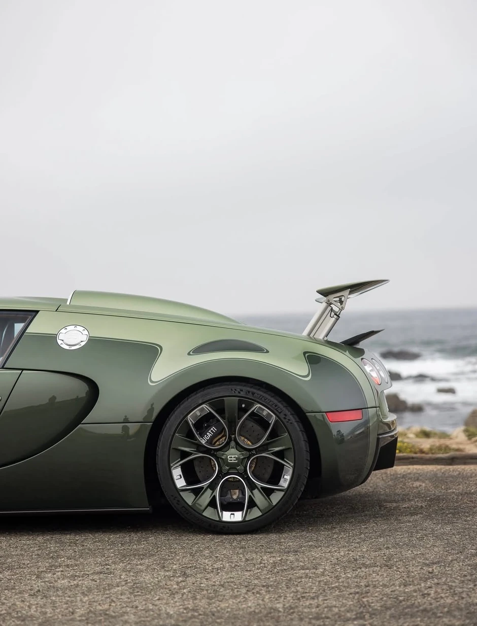 Chủ Bugatti Veyron cũ không cần lo lắng: Xe 20 năm tuổi nhưng hãng sẵn sàng 'tân trang' lại như xuất xưởng, miễn là có đủ tiền Chủ Bugatti Veyron cũ không cần lo lắng: Xe 20 năm tuổi nhưng hãng sẵn sàng 'tân trang' lại như xuất xưởng, miễn là có đủ tiền
