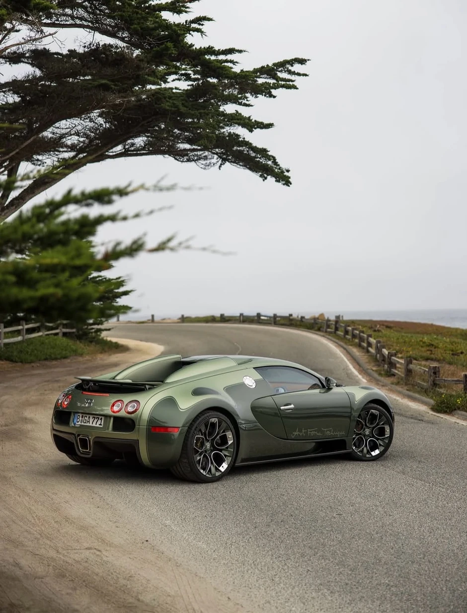 Chủ Bugatti Veyron cũ không cần lo lắng: Xe 20 năm tuổi nhưng hãng sẵn sàng 'tân trang' lại như xuất xưởng, miễn là có đủ tiền Chủ Bugatti Veyron cũ không cần lo lắng: Xe 20 năm tuổi nhưng hãng sẵn sàng 'tân trang' lại như xuất xưởng, miễn là có đủ tiền