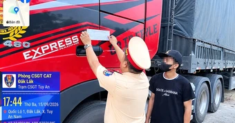 Chưa có bằng vẫn lái xe tải kéo rơ moóc chạy quá tốc độ trên Quốc lộ 1
