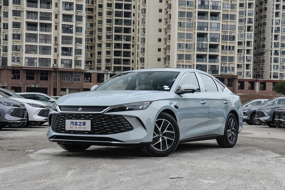 Cơ quan quản lý Trung Quốc “tuýt còi” mẫu Geely EX2 vì vấn đề kỹ thuật Cơ quan quản lý Trung Quốc “tuýt còi” mẫu Geely EX2 vì vấn đề kỹ thuật