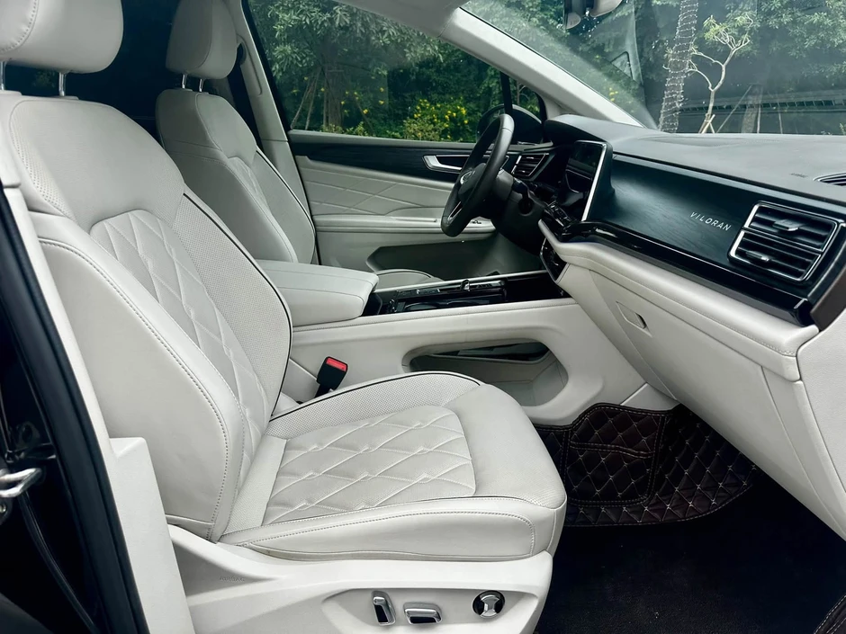 Cùng tầm giá 1,6 tỷ nhưng mua chiếc Volkswagen Viloran này có nhiều trang bị hơn hẳn Carnival, tiết kiệm khoảng 600 triệu so với xe mới Cùng tầm giá 1,6 tỷ nhưng mua chiếc Volkswagen Viloran này có nhiều trang bị hơn hẳn Carnival, tiết kiệm khoảng 600 triệu so với xe mới