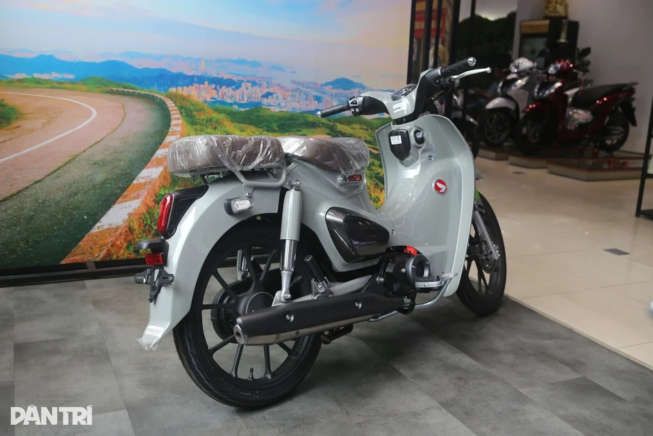 Đại lý không sẵn xe, tư nhân rao Honda Super Cub 2026 đắt hơn 30 triệu đồng Đại lý không sẵn xe, tư nhân rao Honda Super Cub 2026 đắt hơn 30 triệu đồng