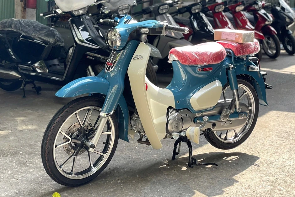 Đại lý tư nhân bán Honda Super Cub C125 chính hãng, giá kênh gần 40 triệu Đại lý tư nhân bán Honda Super Cub C125 chính hãng, giá kênh gần 40 triệu