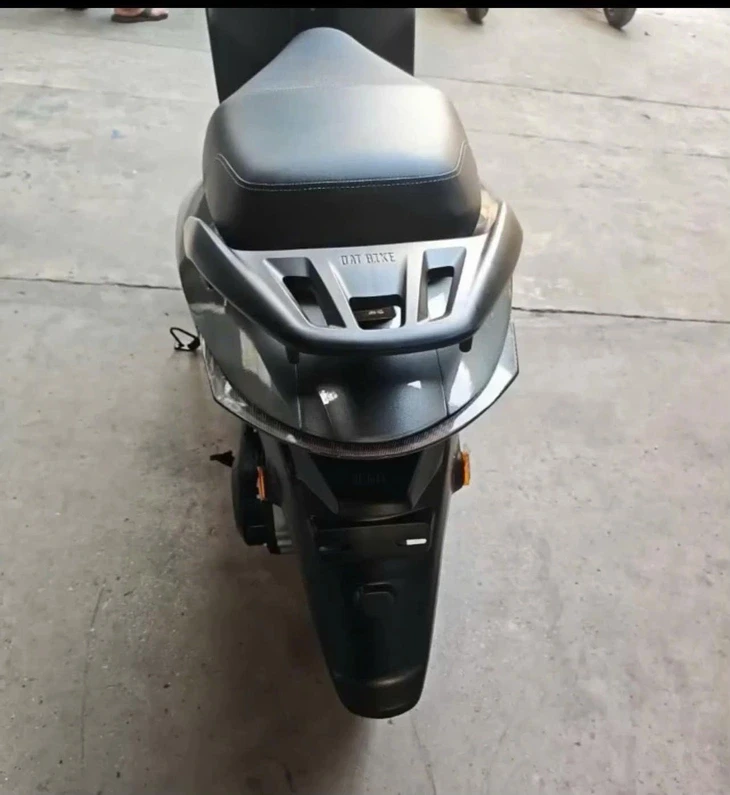 Dat Bike 'nhá hàng' xe máy điện mới: Ra mắt tuần này, dáng như Honda Lead, giá dự kiến dưới 35 triệu Dat Bike 'nhá hàng' xe máy điện mới: Ra mắt tuần này, dáng như Honda Lead, giá dự kiến dưới 35 triệu