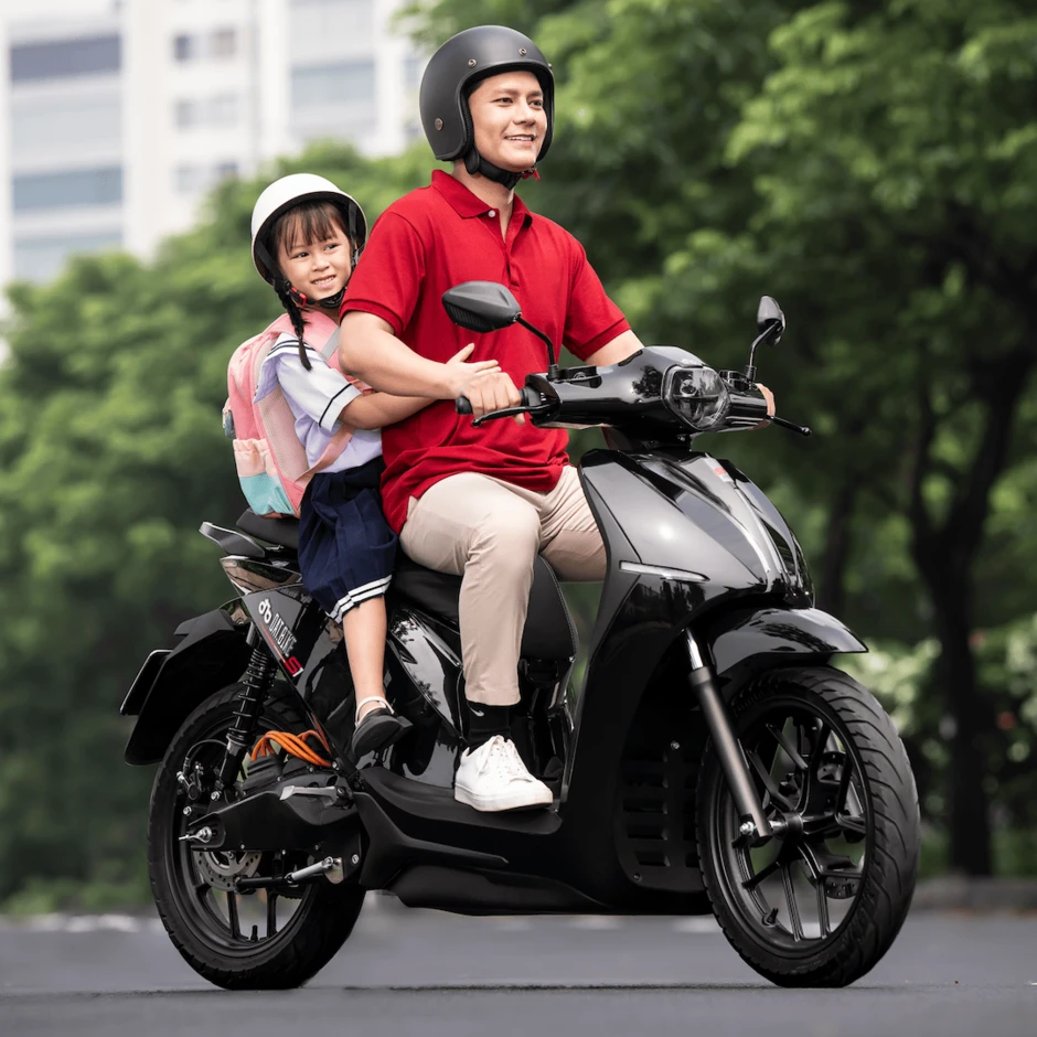 Đâu là mẫu xe máy điện đi xa nhất của từng hãng đang bán tại Việt Nam?