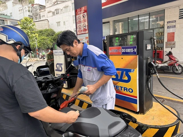 Địa chỉ các cửa hàng bán xăng E5 tại TPHCM Địa chỉ các cửa hàng bán xăng E5 tại TPHCM