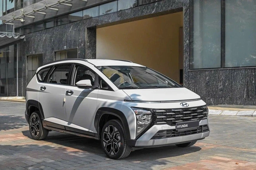 Dọn kho đón bản Hyundai Stargazer mới, đại lý giảm mẫu cũ tới 80 triệu đồng