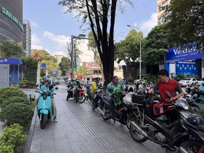 Động thái mới của các hãng gọi xe công nghệ từ đầu tháng 4 Động thái mới của các hãng gọi xe công nghệ từ đầu tháng 4