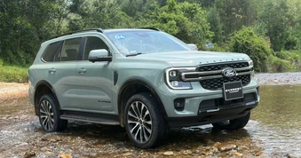 Ford lắp máy xăng cho Ranger