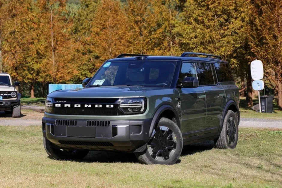 'Ford sống tốt ở Việt Nam khi đi ngược Toyota'