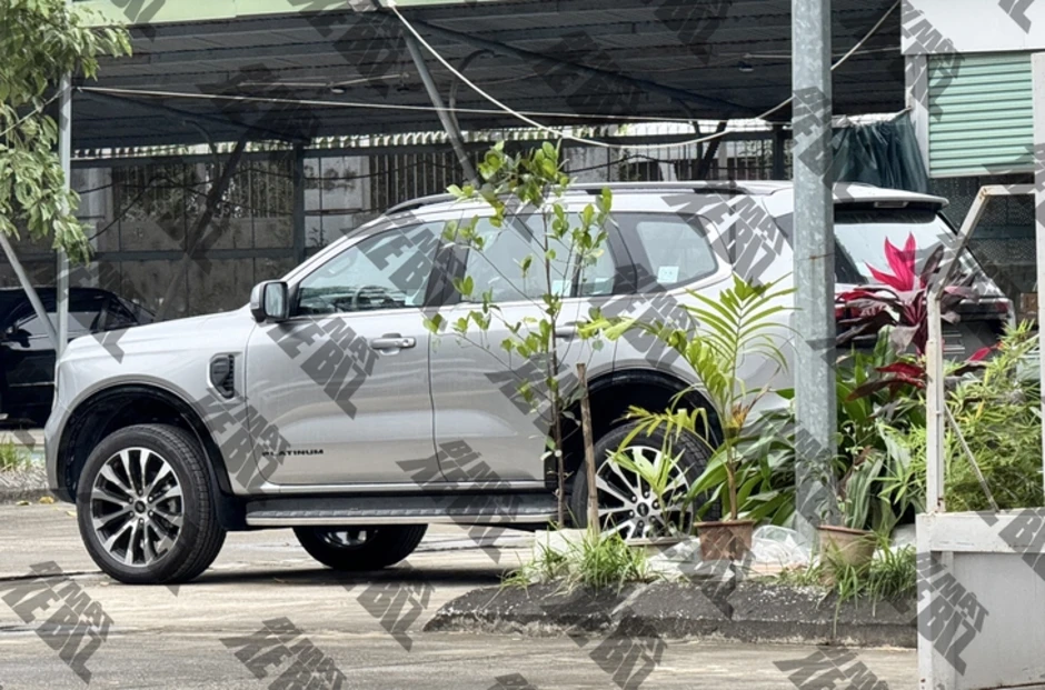 'Ford sống tốt ở Việt Nam khi đi ngược Toyota'