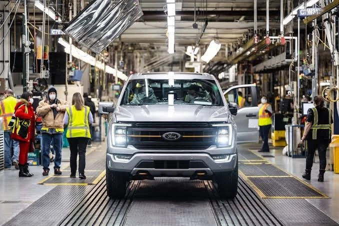 Ford tạm ngưng sản xuất mẫu bán tải ăn khách nhất vì sự cố Ford tạm ngưng sản xuất mẫu bán tải ăn khách nhất vì sự cố