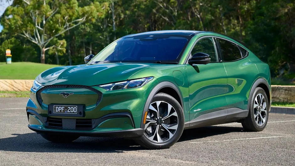 Ford thừa nhận Mustang Mach-E bán thua cả Porsche 911 vì nguyên nhân này Ford thừa nhận Mustang Mach-E bán thua cả Porsche 911 vì nguyên nhân này
