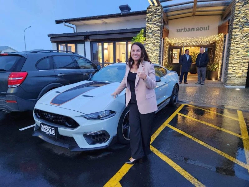 Ford Việt Nam bất ngờ thay tướng: Nữ CEO mới hơn 20 năm kinh nghiệm, từng làm lãnh đạo Coca-Cola và Vodafone Ford Việt Nam bất ngờ thay tướng: Nữ CEO mới hơn 20 năm kinh nghiệm, từng làm lãnh đạo Coca-Cola và Vodafone