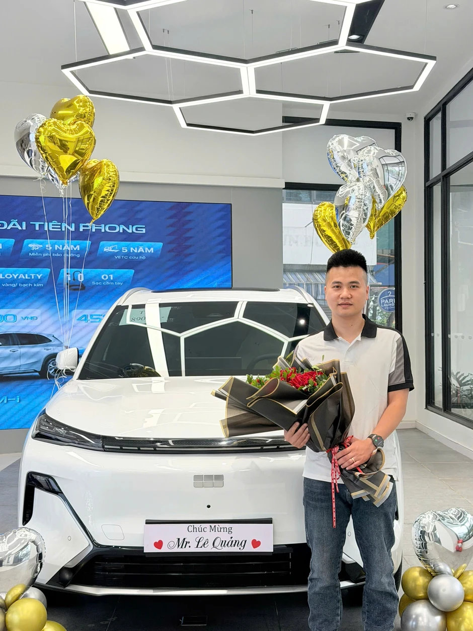Geely đẩy nhanh tiến độ bàn giao EX5 EM-i và EX2 tại Việt Nam Geely đẩy nhanh tiến độ bàn giao EX5 EM-i và EX2 tại Việt Nam