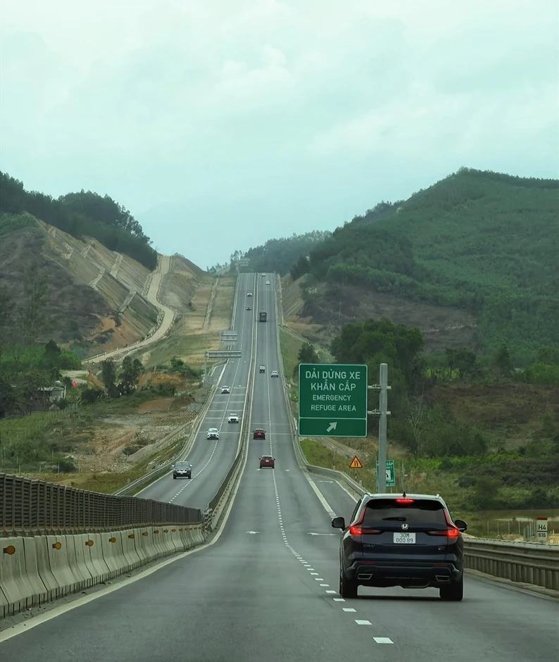 Gia đình phượt ô tô Hà Nội - Đà Nẵng, tiền đi lại chưa tới 2,2 triệu đồng Gia đình phượt ô tô Hà Nội - Đà Nẵng, tiền đi lại chưa tới 2,2 triệu đồng