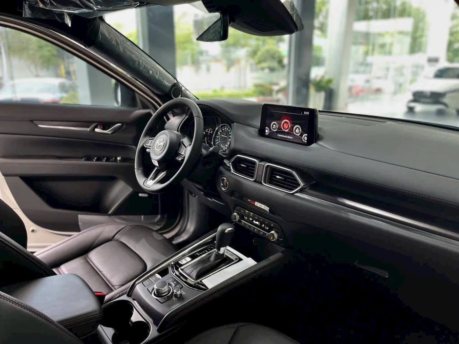 Giá Mazda CX-5 tiếp tục "dò đáy", khởi điểm 678 triệu đồng Giá Mazda CX-5 tiếp tục "dò đáy", khởi điểm 678 triệu đồng