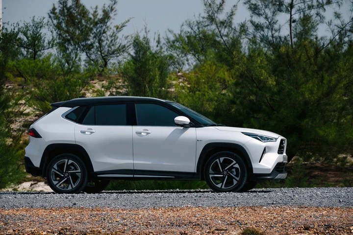Giá xe Toyota Yaris Cross mới nhất tháng 9/2026 Giá xe Toyota Yaris Cross mới nhất tháng 9/2026