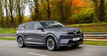 Giá xe VinFast VF 9 mới nhất tháng 8/2026 và thông tin chi tiết về mẫu SUV điện