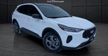Giảm giá sập sàn, chiếc Ford Escape cuối cùng chật vật tìm khách