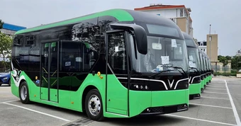 Hà Nội đưa thêm 53 xe buýt điện vào hoạt động