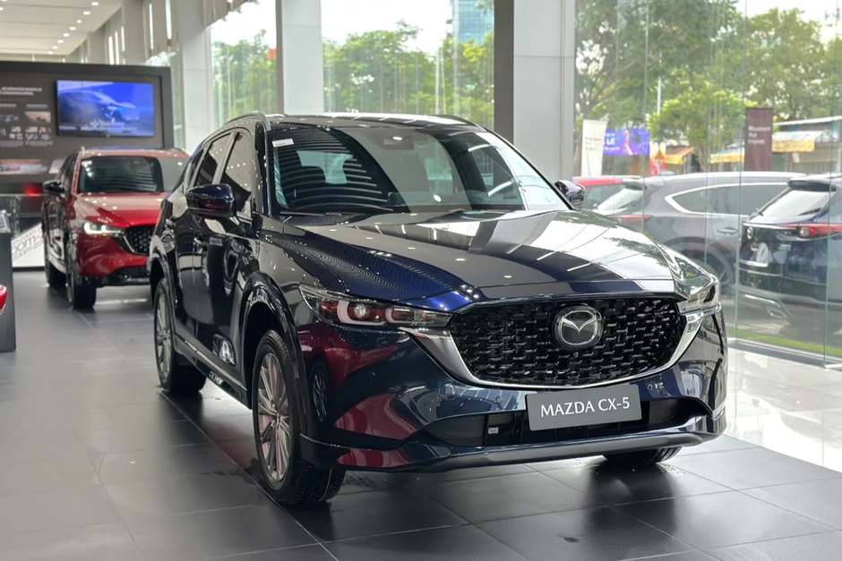 Hai mẫu SUV hạng C bất ngờ vượt doanh số Mazda CX-5 Hai mẫu SUV hạng C bất ngờ vượt doanh số Mazda CX-5