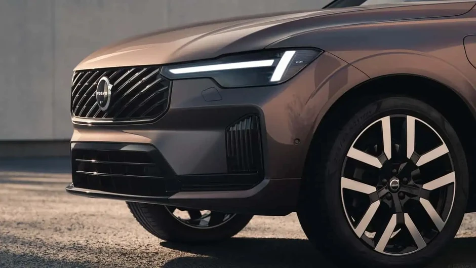 Hai SUV hybrid chủ lực của Volvo có nâng cấp quan trọng Hai SUV hybrid chủ lực của Volvo có nâng cấp quan trọng