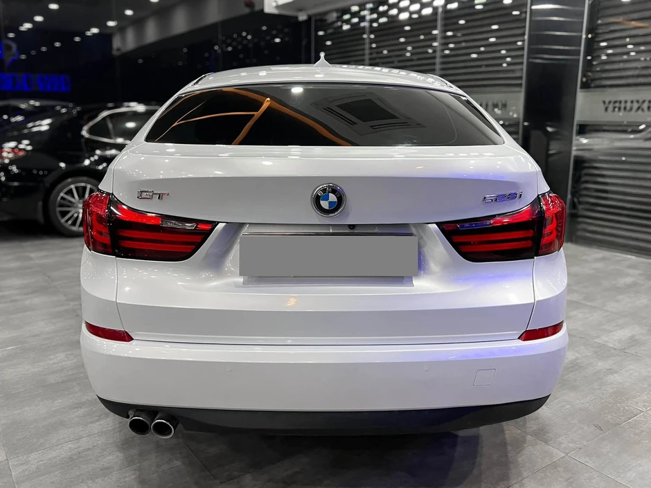 Hàng hiếm BMW 528i GT rao bán chỉ 600 triệu, nhưng người bán khẳng định 'không khác gì xe 2-3 tỷ' nhờ 1 chi tiết không giống ai Hàng hiếm BMW 528i GT rao bán chỉ 600 triệu, nhưng người bán khẳng định 'không khác gì xe 2-3 tỷ' nhờ 1 chi tiết không giống ai