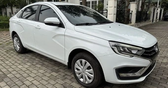 Hàng loạt xe Nga rao bán ở Việt Nam: Giá từ 310 triệu đồng, đều là 'hàng lướt'