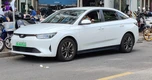 Hãng xe sập là như thế nào? 8 chiếc xe còn mới bán đấu giá 91 triệu đồng một chiếc, sửa không được, bán không xong