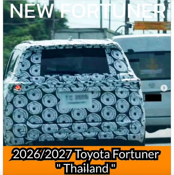 Hé lộ hình ảnh Toyota Fortuner mới dựa trên cảm hứng từ mẫu bán tải Hilux Hé lộ hình ảnh Toyota Fortuner mới dựa trên cảm hứng từ mẫu bán tải Hilux