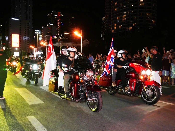 Hơn 1.000 biker ‘đổ bộ’ Nha Trang, khuấy động Lễ hội mô tô châu Á - Thái Bình Dương Hơn 1.000 biker ‘đổ bộ’ Nha Trang, khuấy động Lễ hội mô tô châu Á - Thái Bình Dương