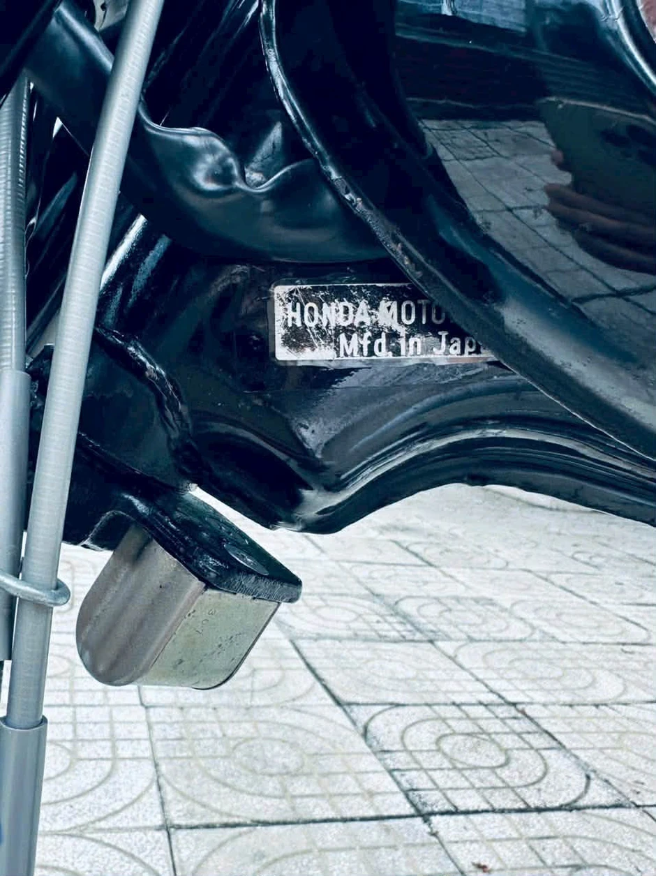 Honda 67 đời 1967 nguyên bản của dân chơi Gia Lai 'hét' giá 2,2 tỷ đồng gây sốt Honda 67 đời 1967 nguyên bản của dân chơi Gia Lai 'hét' giá 2,2 tỷ đồng gây sốt