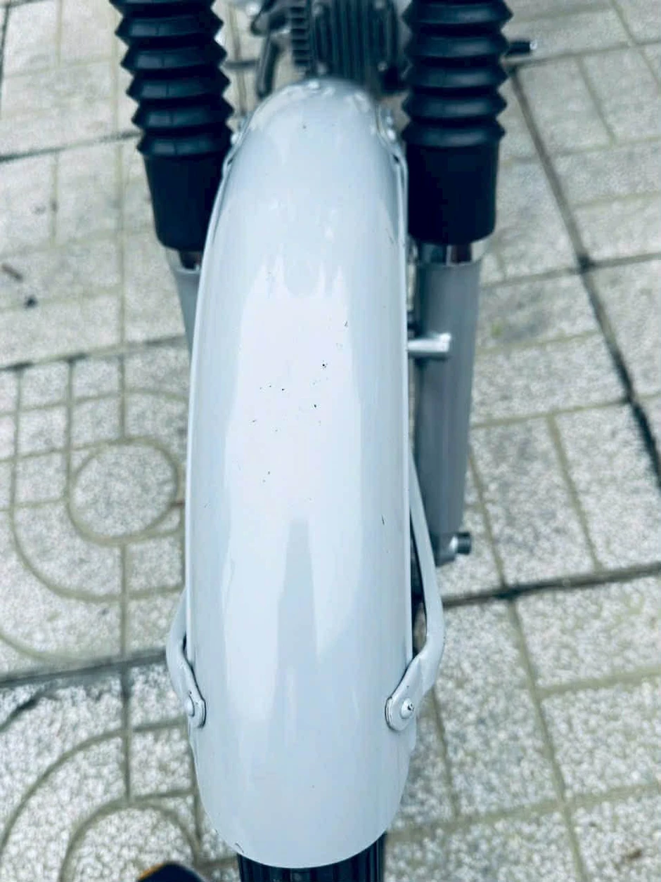 Honda 67 đời 1967 nguyên bản của dân chơi Gia Lai 'hét' giá 2,2 tỷ đồng gây sốt Honda 67 đời 1967 nguyên bản của dân chơi Gia Lai 'hét' giá 2,2 tỷ đồng gây sốt