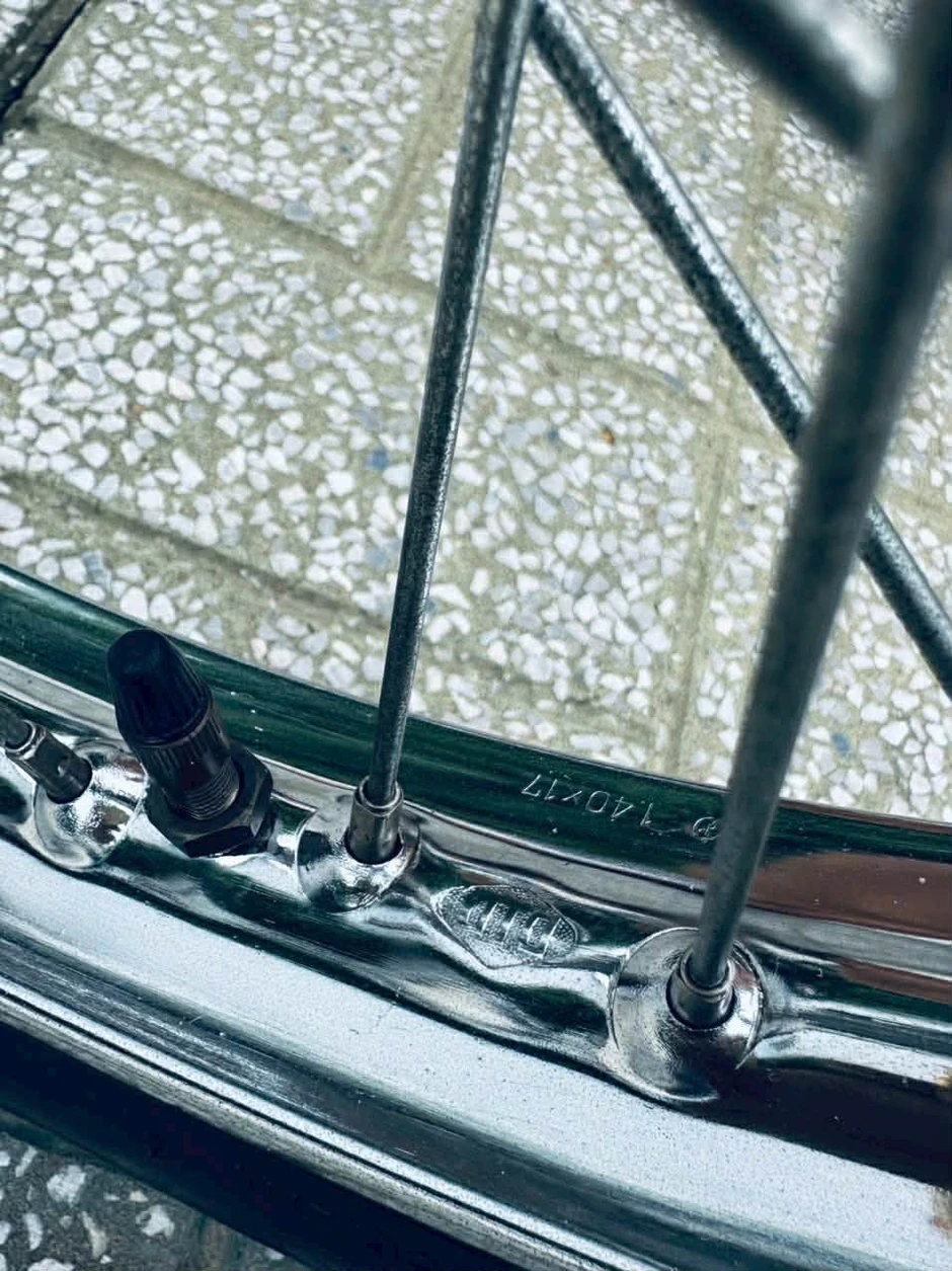 Honda 67 đời 1967 nguyên bản của dân chơi Gia Lai 'hét' giá 2,2 tỷ đồng gây sốt Honda 67 đời 1967 nguyên bản của dân chơi Gia Lai 'hét' giá 2,2 tỷ đồng gây sốt