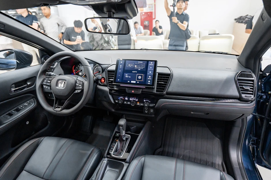 Honda City 2026 ra mắt Việt Nam: Nâng cấp trang bị, giảm phiên bản, giá khởi điểm 539 triệu đồng Honda City 2026 ra mắt Việt Nam: Nâng cấp trang bị, giảm phiên bản, giá khởi điểm 539 triệu đồng