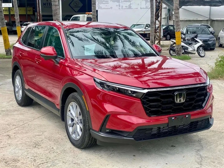 Honda CR-V bản xăng nâng cấp tại Việt Nam: Giá từ 1,039 tỉ, màn lớn, thêm an toàn cạnh tranh CX-5 Honda CR-V bản xăng nâng cấp tại Việt Nam: Giá từ 1,039 tỉ, màn lớn, thêm an toàn cạnh tranh CX-5