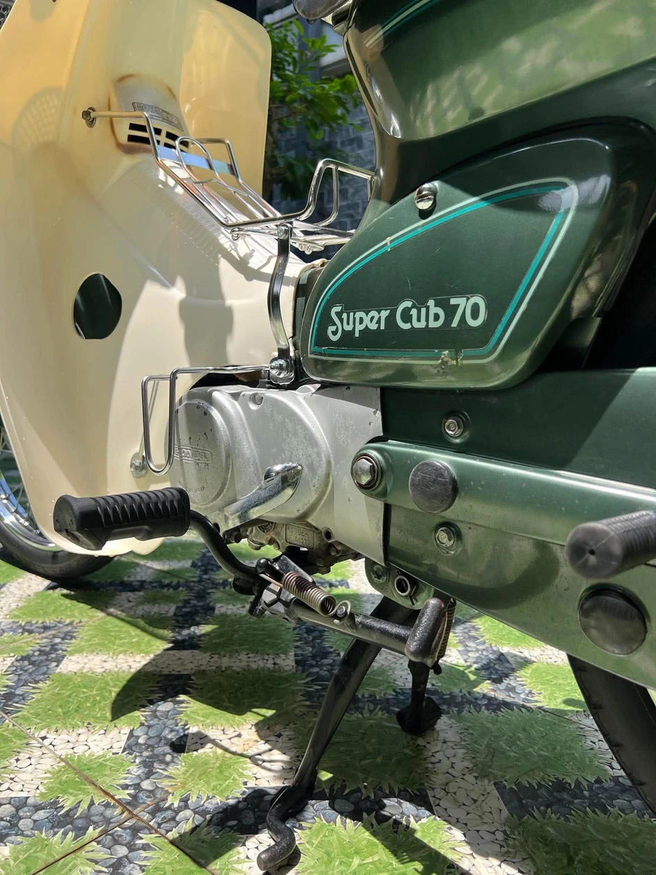 Honda Cub 81/70cc đời 1980 giá đắt 420 triệu đồng gây sốt Honda Cub 81/70cc đời 1980 giá đắt 420 triệu đồng gây sốt