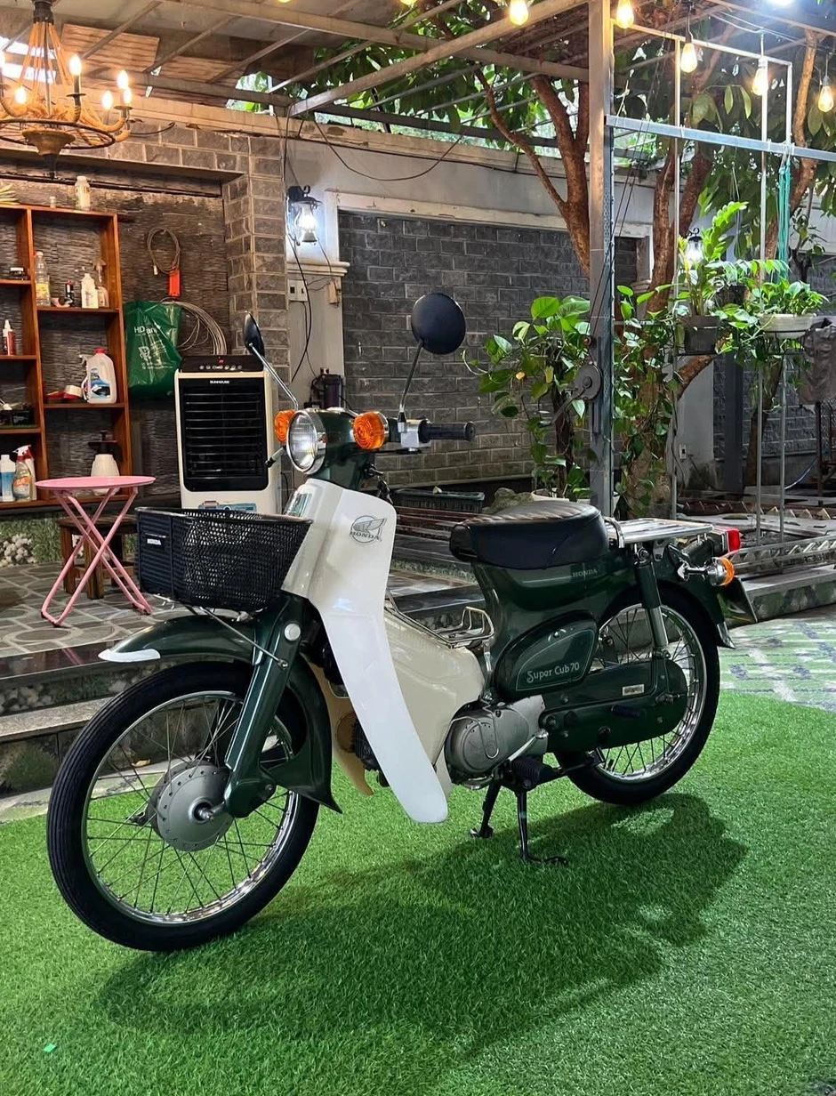 Honda Cub 81/70cc đời 1980 giá đắt 420 triệu đồng gây sốt Honda Cub 81/70cc đời 1980 giá đắt 420 triệu đồng gây sốt