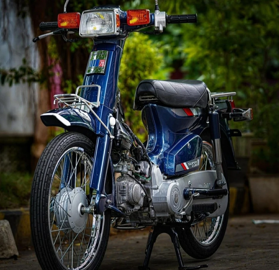 Honda Cub 82 biển 3 số huyền thoại được trả 150 triệu, chủ xe Hà Nội từ chối bán Honda Cub 82 biển 3 số huyền thoại được trả 150 triệu, chủ xe Hà Nội từ chối bán