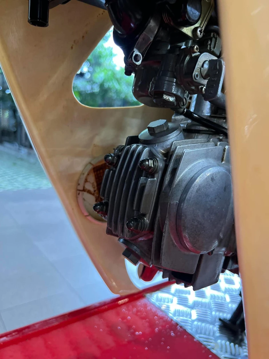 Honda Dream Thái đời 1993 nguyên bản hiếm có, giá gần 500 triệu đồng Honda Dream Thái đời 1993 nguyên bản hiếm có, giá gần 500 triệu đồng